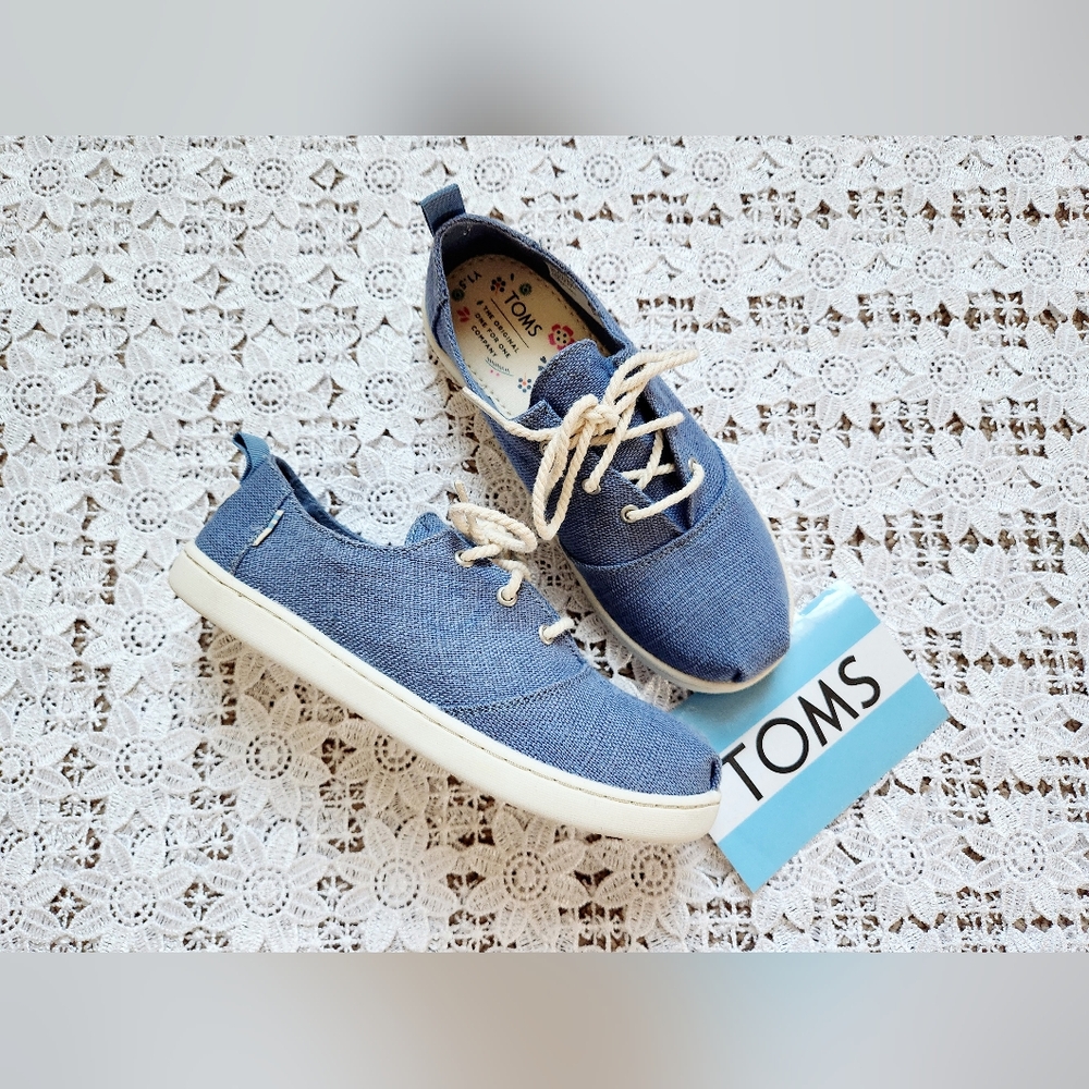 TOMS denim girls shoes